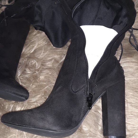 ((Listing#168)) Shoedazzle Knee Boot - Picture 16 of 16